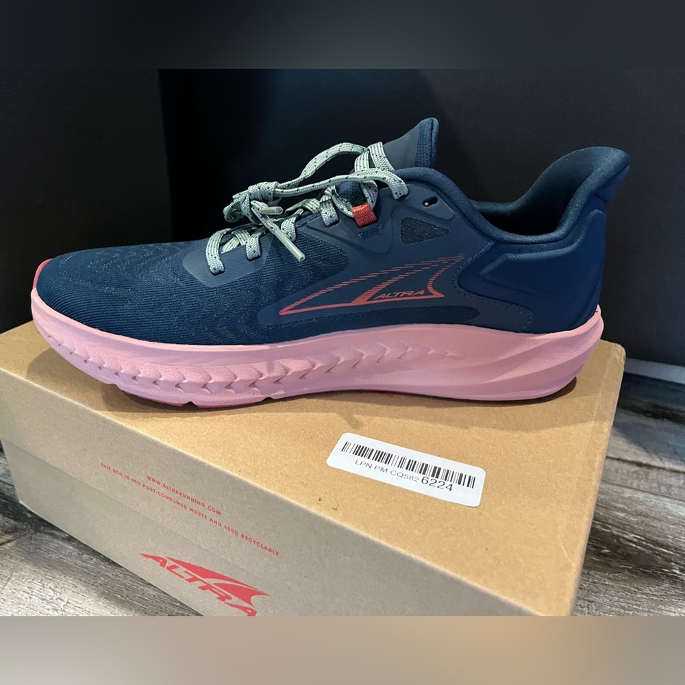 NIB Altra Torin 7 Women’s Size 9.5